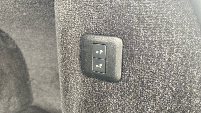 Land Rover Range Rover Sport 2.0 P400e HSE Dynamic 5dr Auto Estate